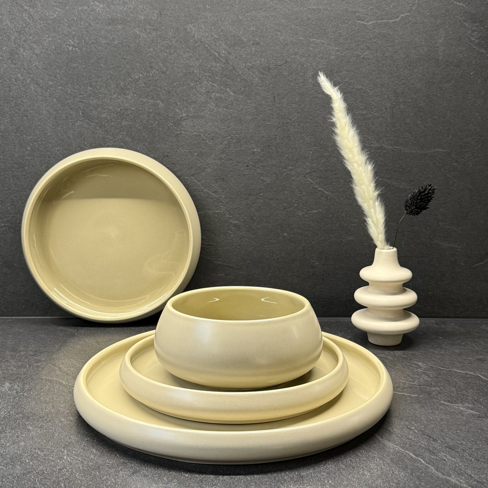 Chubby serviesset porselein | 24-delig voor 6 personen | Mat beige