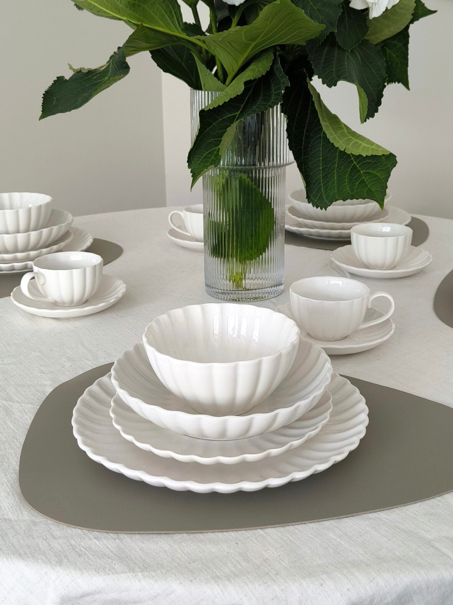 Daisy lotus serviesset | 24-delig | wit